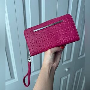 Steve Madden Pink Embossed Wristlet Wallet – New